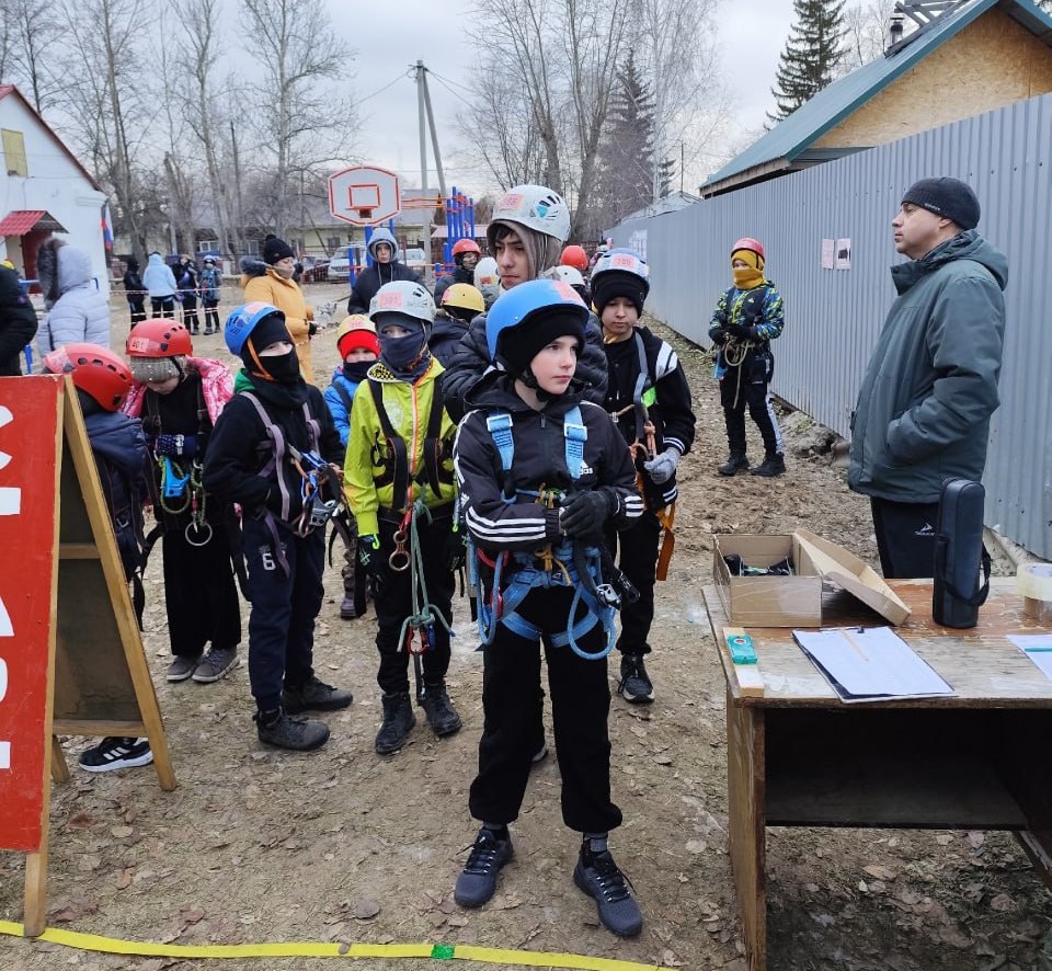 В прошедшие выходные завершилась серия соревнований по туризму открытым Первенством города Кургана по спортивному туризму на пешеходных дистанциях В прошедшие выходные завершилась серия соревнований по туризму открытым Первенством города Кургана по спортивному туризму на пешеходных дистанциях