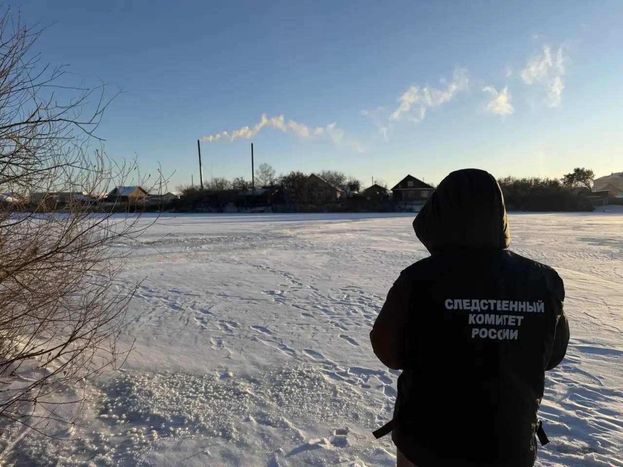 Кетовским межрайонным следственным отделом проводится доследственная проверка по факту гибели жителя села Кетово, 1992 г.р. в озере Щучье