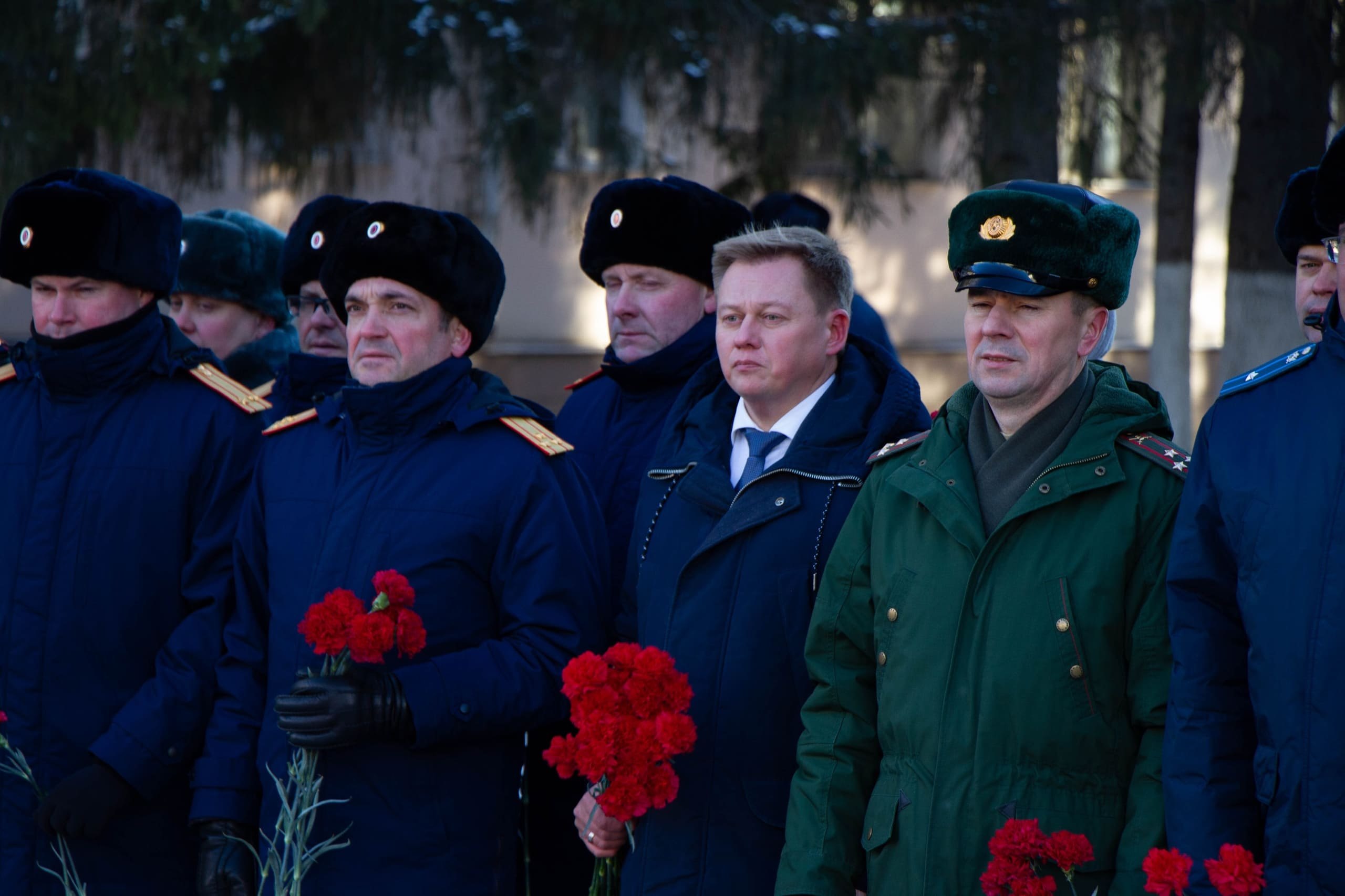 Курганцы почтили память Героев Отечества у Вечного огня