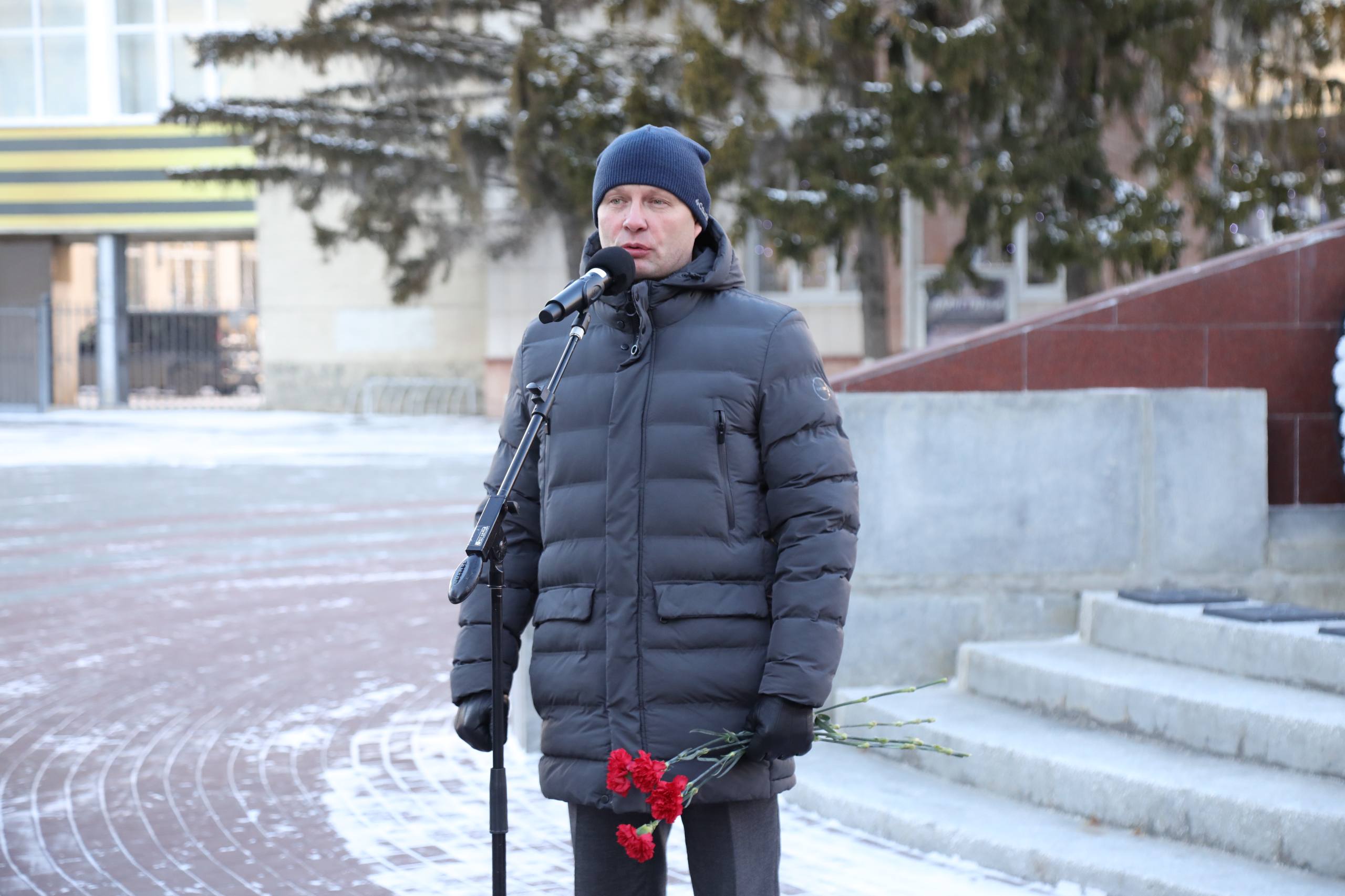 В Кургане состоялась торжественная церемония, посвященная Дню Героев Отечества, который отмечают в России сегодня, 9 декабря В Кургане состоялась торжественная церемония, посвященная Дню Героев Отечества, который отмечают в России сегодня, 9 декабря