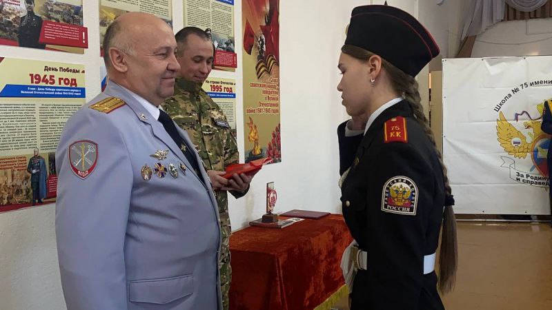Ветераны органов внутренних дел Курганской области посетили мероприятие в подшефной школе №75 города Кургана Ветераны органов внутренних дел Курганской области посетили мероприятие в подшефной школе №75 города Кургана