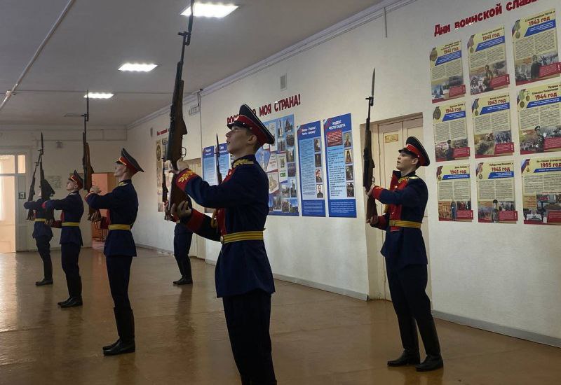 Ветераны органов внутренних дел Курганской области посетили мероприятие в подшефной школе №75 города Кургана Ветераны органов внутренних дел Курганской области посетили мероприятие в подшефной школе №75 города Кургана