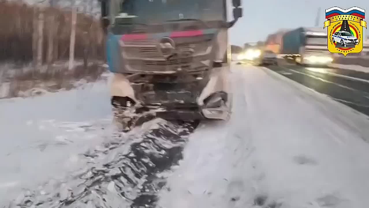 Легковушка столкнулась с фурой в Мишкинском округе