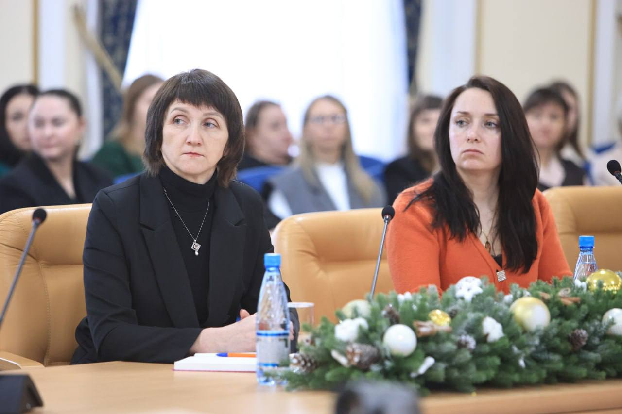 Сегодня, 10 декабря, в правительстве региона состоялось большое обучающее мероприятие для юристов органов власти и местного самоуправления Курганской области Сегодня, 10 декабря, в правительстве региона состоялось большое обучающее мероприятие для юристов органов власти и местного самоуправления Курганской области