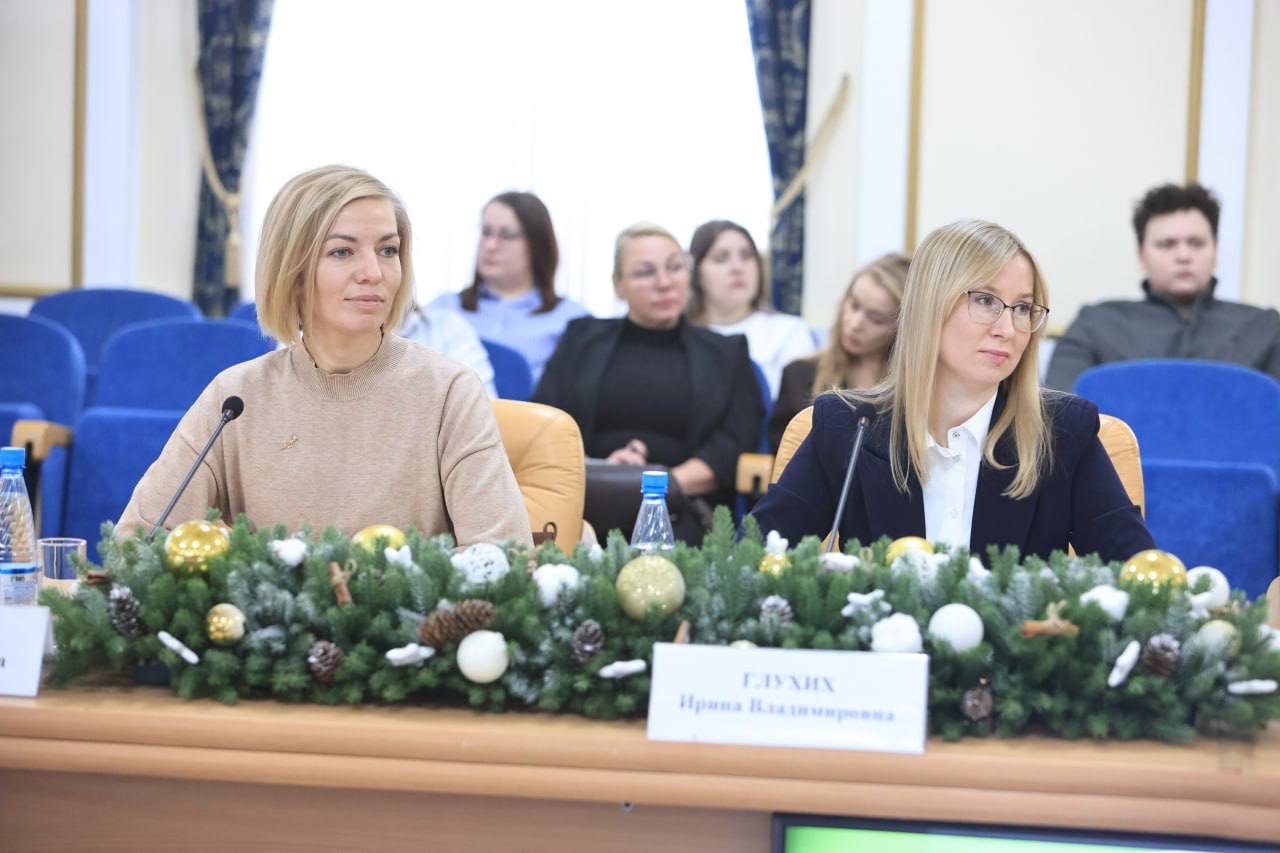 Сегодня, 10 декабря, в правительстве региона состоялось большое обучающее мероприятие для юристов органов власти и местного самоуправления Курганской области Сегодня, 10 декабря, в правительстве региона состоялось большое обучающее мероприятие для юристов органов власти и местного самоуправления Курганской области