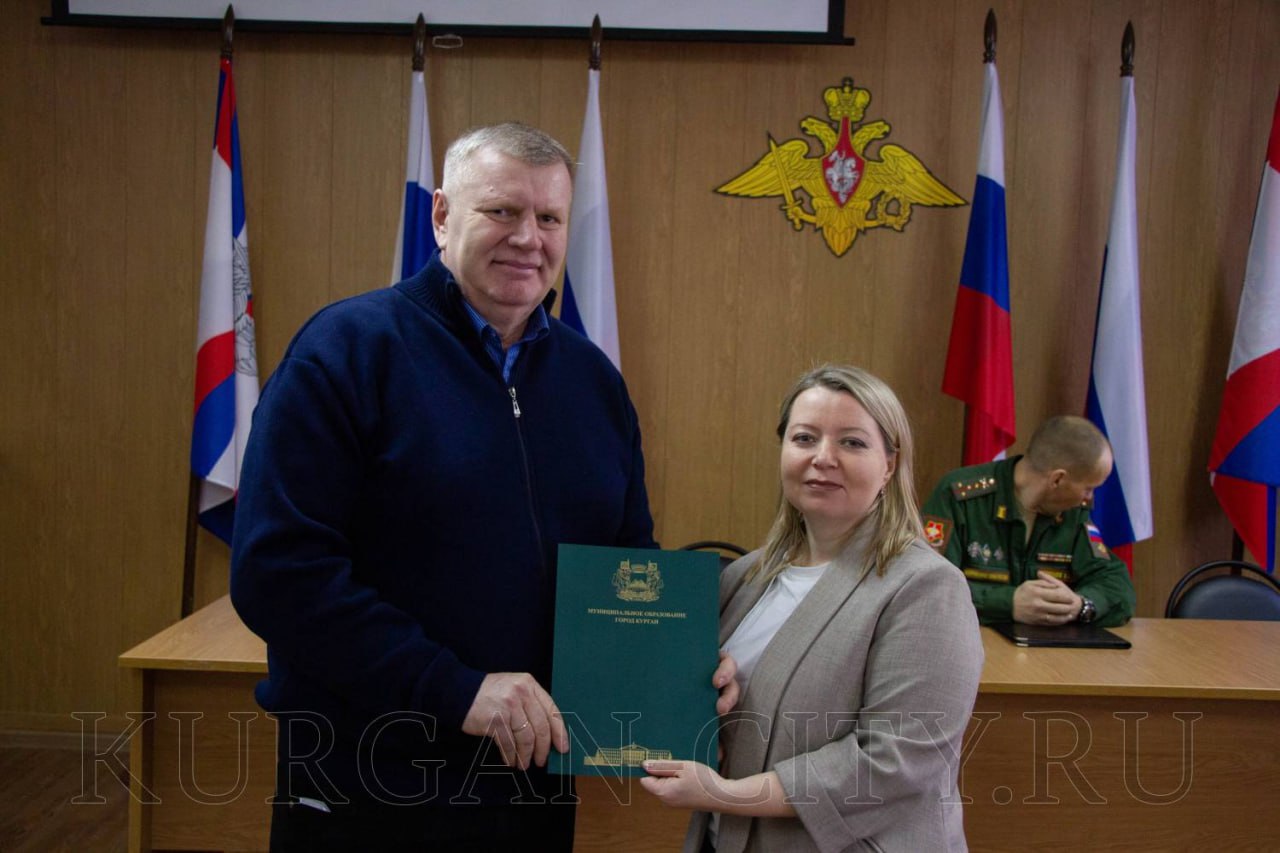 Сегодня, 11 декабря, в городском военном комиссариате в торжественной обстановке были подведены итоги ежегодного городского смотра-конкурса по вопросам исполнения военно-транспортной обязанности среди организаций города за... Сегодня, 11 декабря, в городском военном комиссариате в торжественной обстановке были подведены итоги ежегодного городского смотра-конкурса по вопросам исполнения военно-транспортной обязанности среди организаций города за...