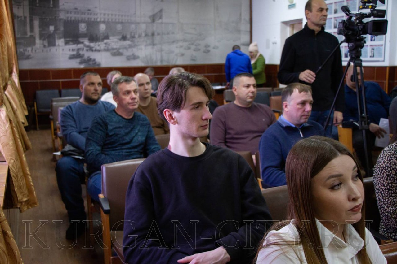 Сегодня, 11 декабря, в городском военном комиссариате в торжественной обстановке были подведены итоги ежегодного городского смотра-конкурса по вопросам исполнения военно-транспортной обязанности среди организаций города за... Сегодня, 11 декабря, в городском военном комиссариате в торжественной обстановке были подведены итоги ежегодного городского смотра-конкурса по вопросам исполнения военно-транспортной обязанности среди организаций города за...