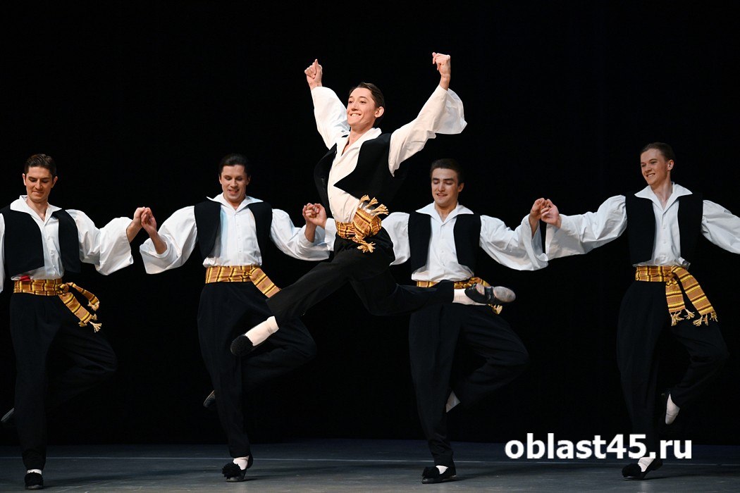 Балет Моисеева «подарил» курганцам танцы народов мира