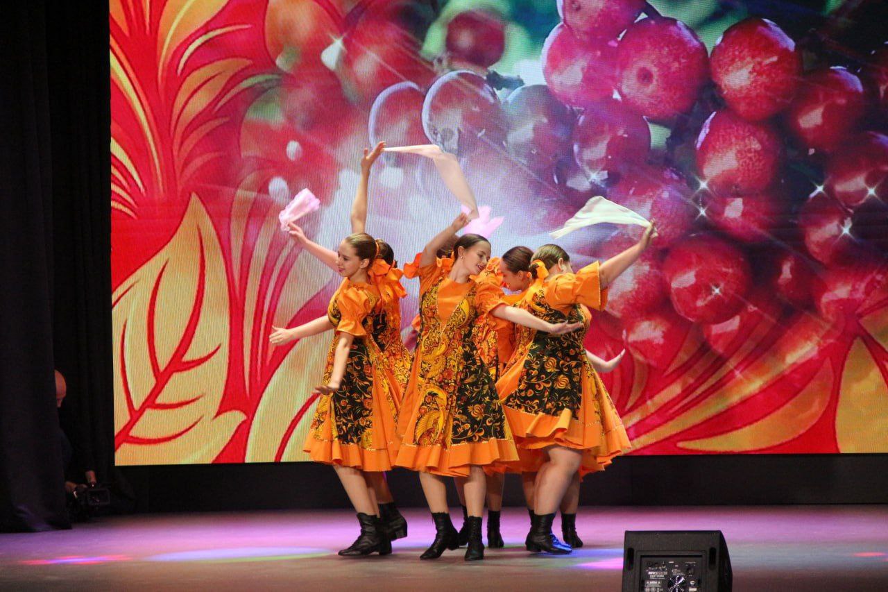 В Далматово сегодня, 13 декабря, торжественно открыли капитально отремонтированный Дом культуры В Далматово сегодня, 13 декабря, торжественно открыли капитально отремонтированный Дом культуры