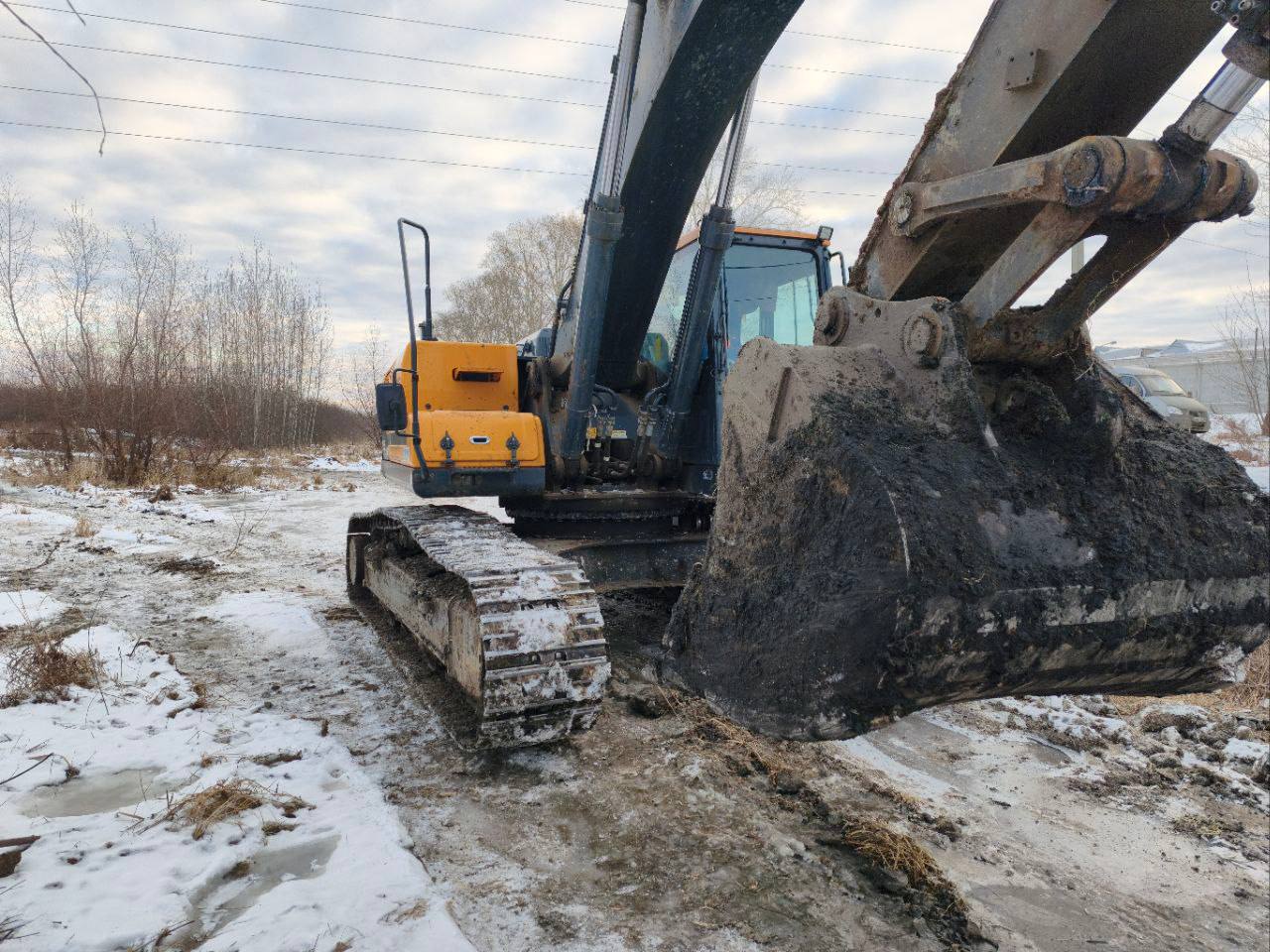 Бригады «Водного Союза» продолжают устранять аварию на водопроводе диаметром 300 мм, из-за которой без воды остается микрорайон Черемухово. Бригады «Водного Союза» продолжают устранять аварию на водопроводе диаметром 300 мм, из-за которой без воды остается микрорайон Черемухово.