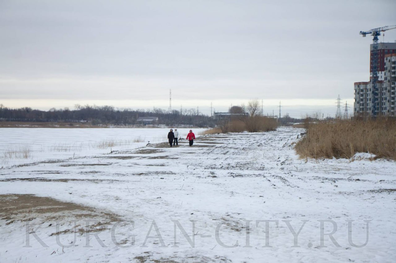 Глава города Курган Антон Науменко сегодня провёл очередной рабочий объезд, в рамках которого проконтролировал ремонты на объектах жилищно-коммунального комплекса, работы по благоустройству, содержание и уборку дорог Глава города Курган Антон Науменко сегодня провёл очередной рабочий объезд, в рамках которого проконтролировал ремонты на объектах жилищно-коммунального комплекса, работы по благоустройству, содержание и уборку дорог