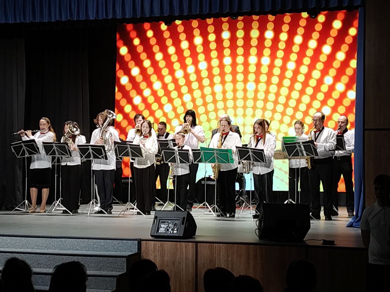 В Далматово сегодня, 13 декабря, торжественно открыли капитально отремонтированный Дом культуры В Далматово сегодня, 13 декабря, торжественно открыли капитально отремонтированный Дом культуры