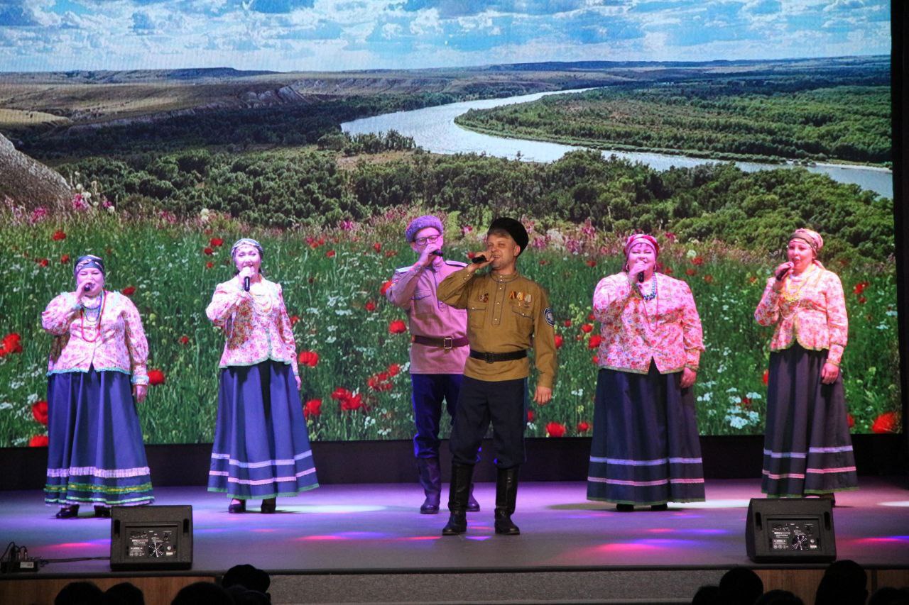 В Далматово сегодня, 13 декабря, торжественно открыли капитально отремонтированный Дом культуры В Далматово сегодня, 13 декабря, торжественно открыли капитально отремонтированный Дом культуры