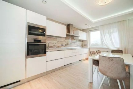 Засаленная вытяжка: вот чем убрать жир за 5 минут без скребков и химии