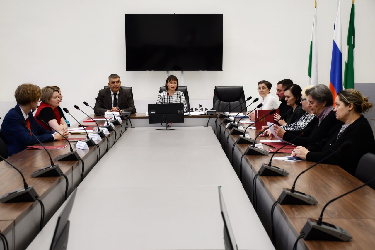 Глава облизбиркома Роман Скиндерев принял участие в работе первого заседания Восточной ТИК г. Кургана нового состава