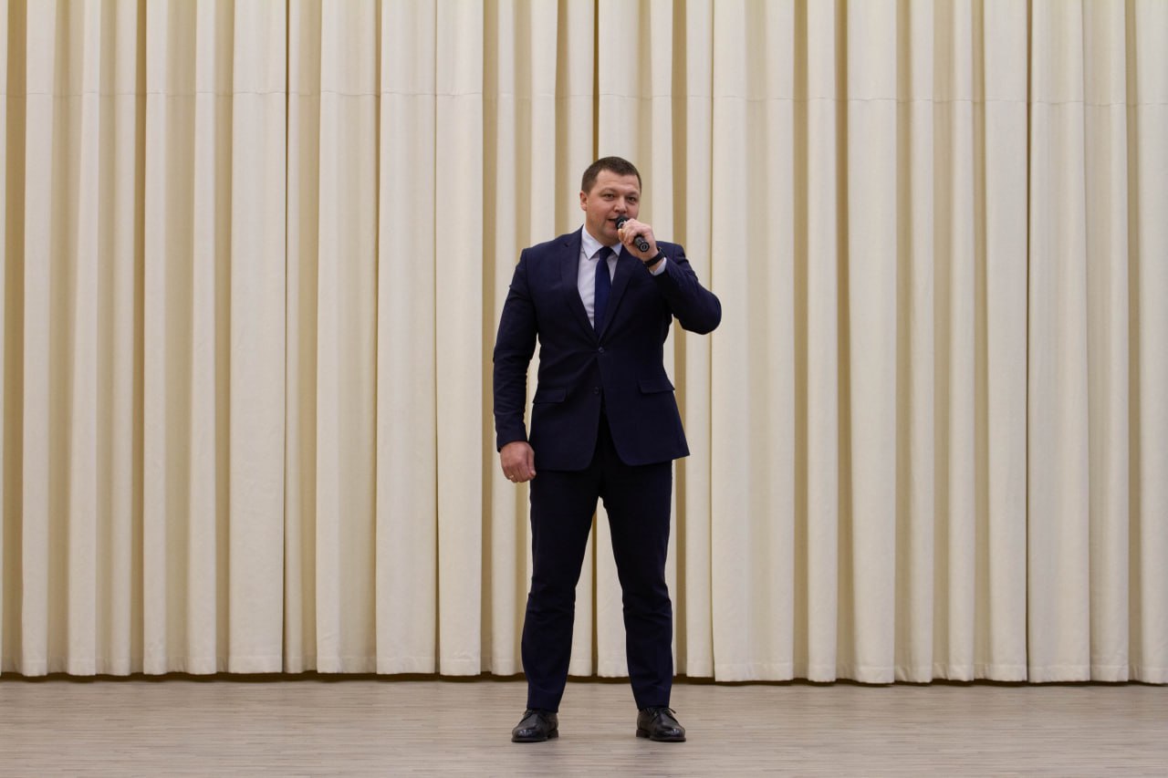 В гимназии № 31 Кургана прошла торжественная церемония закрытия акции «Я люблю Курган! – Трудовые отряды 2025» В гимназии № 31 Кургана прошла торжественная церемония закрытия акции «Я люблю Курган! – Трудовые отряды 2025»