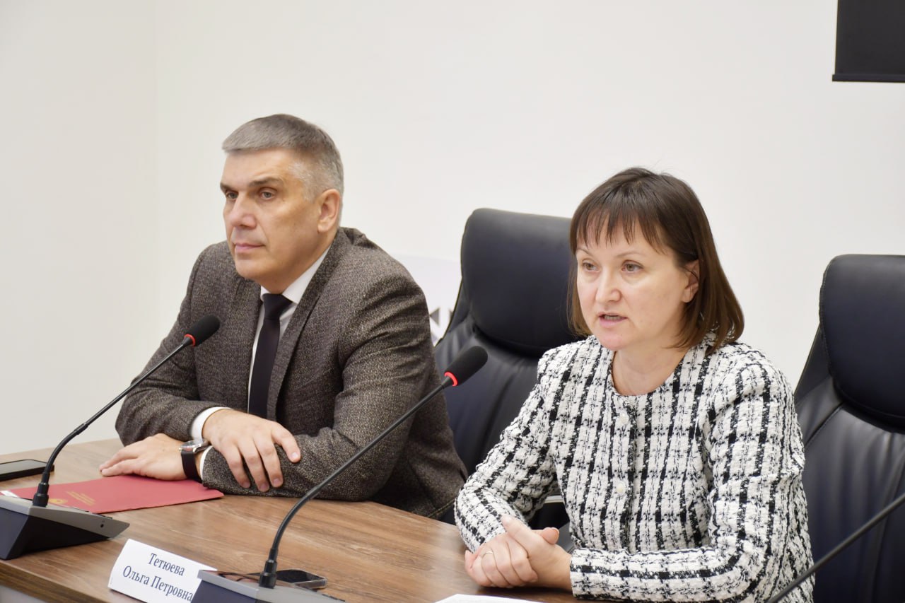 Глава облизбиркома Роман Скиндерев принял участие в работе первого заседания Восточной ТИК г. Кургана нового состава Глава облизбиркома Роман Скиндерев принял участие в работе первого заседания Восточной ТИК г. Кургана нового состава