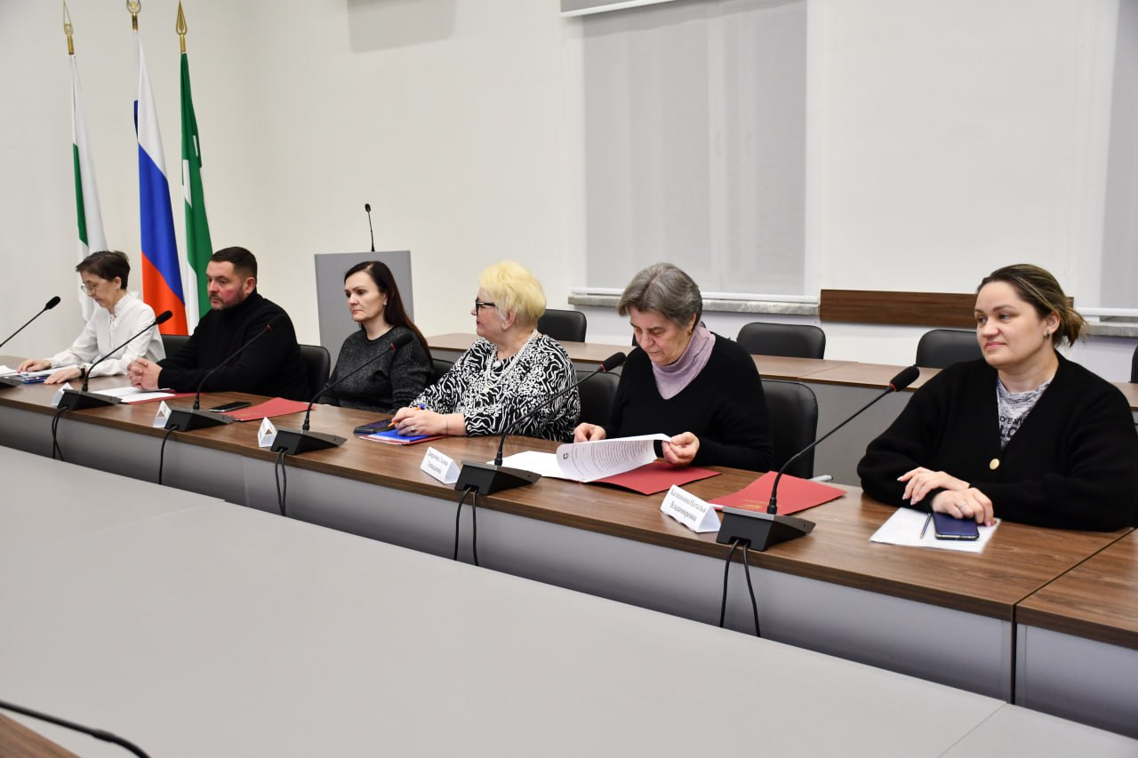 Глава облизбиркома Роман Скиндерев принял участие в работе первого заседания Восточной ТИК г. Кургана нового состава Глава облизбиркома Роман Скиндерев принял участие в работе первого заседания Восточной ТИК г. Кургана нового состава