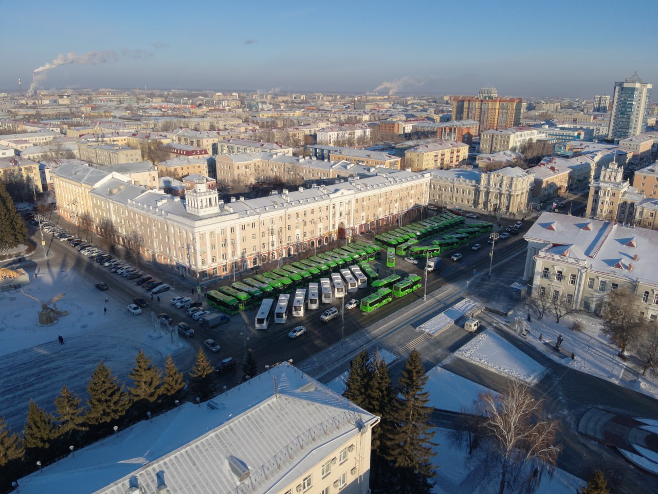 В Кургане при поддержке губернатора и правительства области обновили почти все автобусы В Кургане при поддержке губернатора и правительства области обновили почти все автобусы