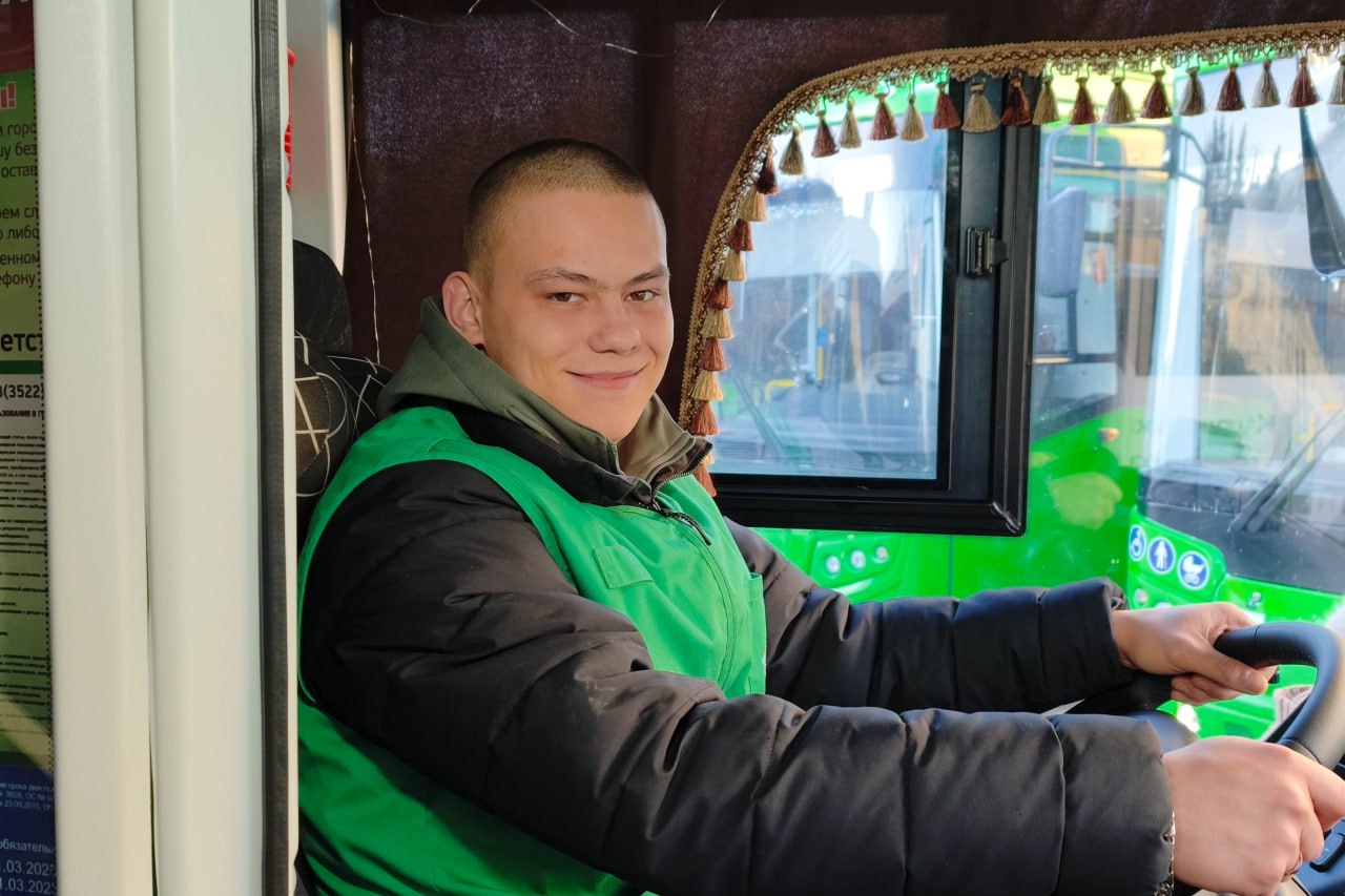 Антон Науменко: При поддержке правительства региона и губернатора Вадима Михайловича Шумкова Курган продолжает обновление общественного транспорта Антон Науменко: При поддержке правительства региона и губернатора Вадима Михайловича Шумкова Курган продолжает обновление общественного транспорта