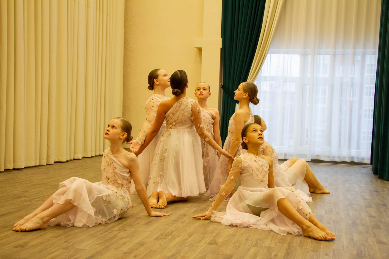 В гимназии № 31 Кургана прошла торжественная церемония закрытия акции «Я люблю Курган! – Трудовые отряды 2025» В гимназии № 31 Кургана прошла торжественная церемония закрытия акции «Я люблю Курган! – Трудовые отряды 2025»