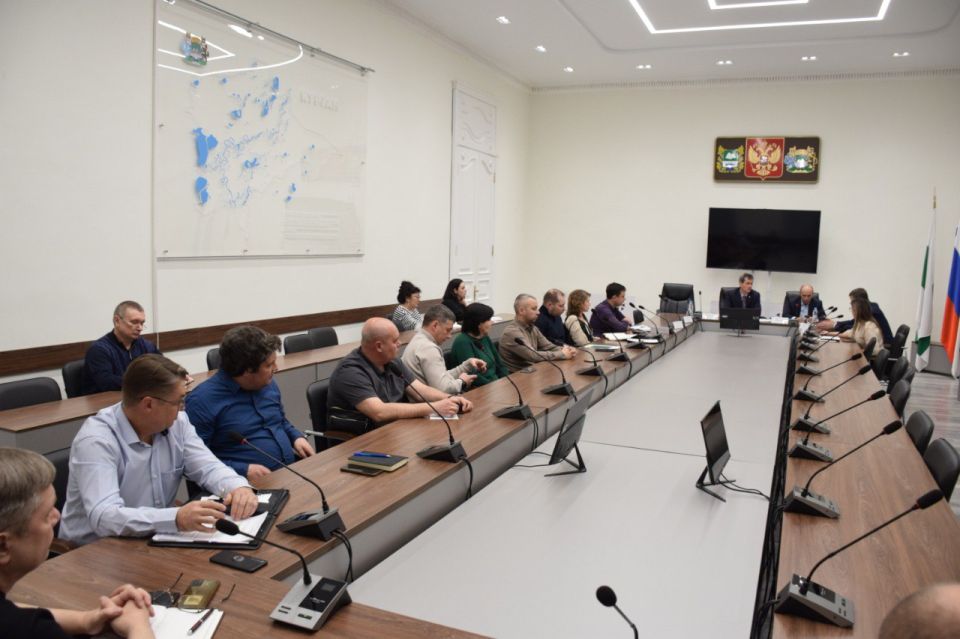 ��������� ��������� ����� � ������������ ���������� ������ � ������������� ������