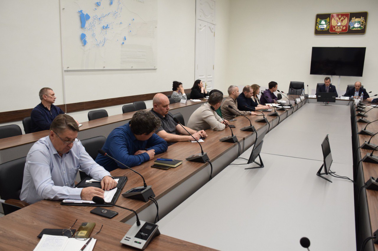 Очередное заседание штаба с управляющими компаниями прошло в администрации города Очередное заседание штаба с управляющими компаниями прошло в администрации города