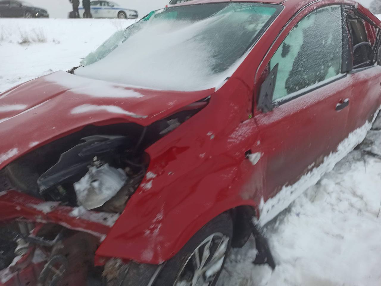 Накануне, в 13 часов 10 минут, на 253 км + 350 м автомобильной дороге федерального значения Р- 254 «Иртыш» в городе Кургане, водитель автомобиля «NISSAN NOTE» 2007 года рождения, двигаясь по автодороге «Иртыш», со стороны... Накануне, в 13 часов 10 минут, на 253 км + 350 м автомобильной дороге федерального значения Р- 254 «Иртыш» в городе Кургане, водитель автомобиля «NISSAN NOTE» 2007 года рождения, двигаясь по автодороге «Иртыш», со стороны...