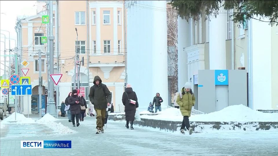 Сегодня зауральские семьи досрочно получат детские пособия за декабрь