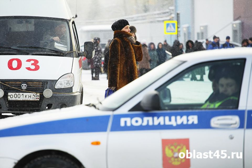 На улице Зорге в Кургане прохожие обнаружили труп мужчины