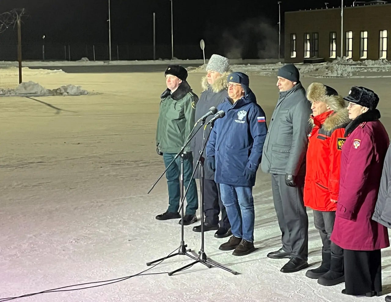 Валерий Пикалёв принял участие в церемонии запуска движения через автомобильный пункт пропуска Кани-Курган на границе с Китаем Валерий Пикалёв принял участие в церемонии запуска движения через автомобильный пункт пропуска Кани-Курган на границе с Китаем