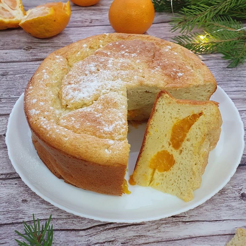 Нежный новогодний десерт: мандариновый пирог, который покорит сердца