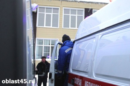 Водитель КамАЗа в Кургане упал в смотровую яму и получил множественные переломы