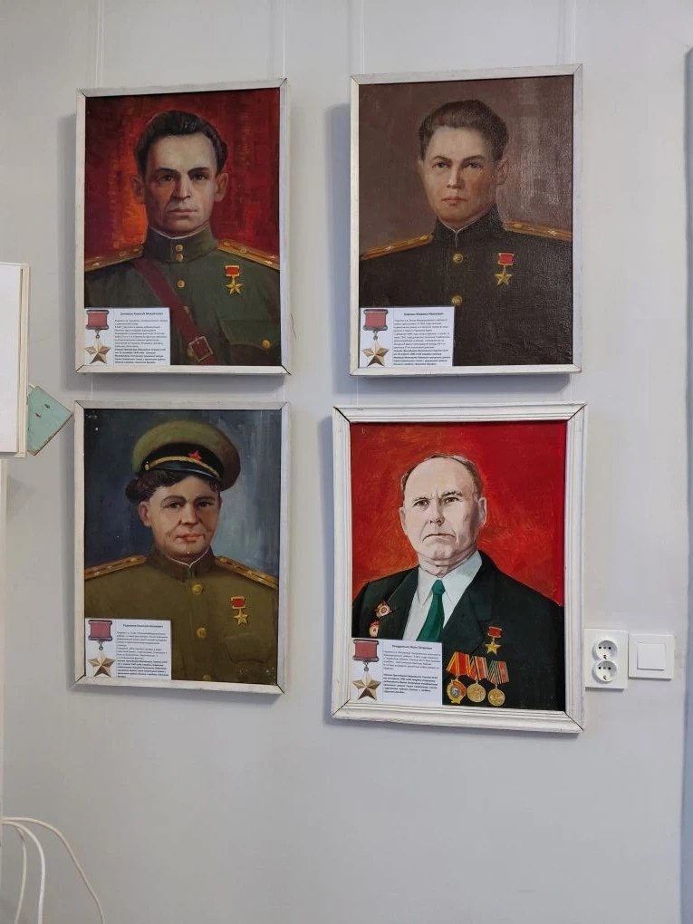 В селе Мокроусово Курганской области перед Новым годом состоялось торжественное открытие историко-краеведческого музея после капитального ремонта В селе Мокроусово Курганской области перед Новым годом состоялось торжественное открытие историко-краеведческого музея после капитального ремонта