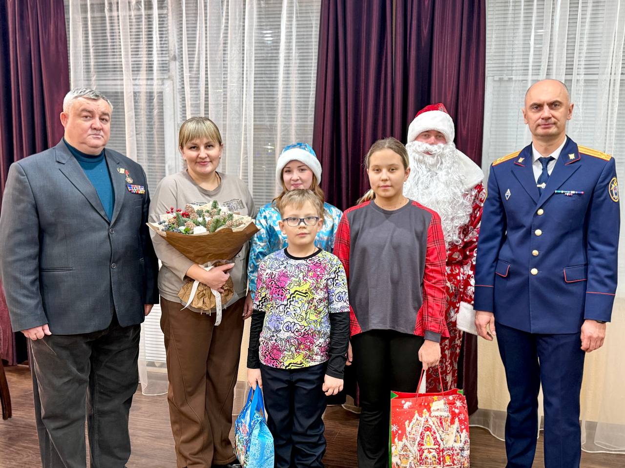 Новый год – это безусловно самый добрый праздник, когда все собираются за большим столом в кругу своих родных и близких