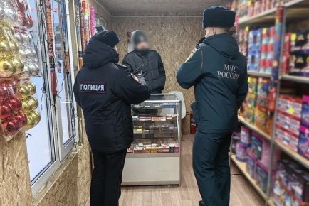 Курганские полицейские проверили точки продажи пиротехники