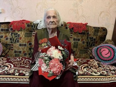 Поздравления от Президента России и губернатора Курганской области получила Клавдия Ивановна Семкина из Куртамышского округа