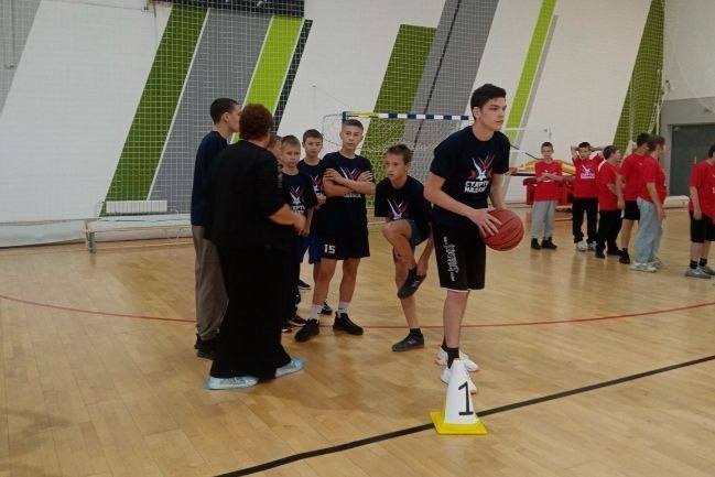 «Марафон добра». В преддверии новогодних и рождественских праздников Комиссия по делам несовершеннолетних и защите их прав города Кургана провела традиционную благотворительную акцию «Марафон добра». Данная инициатива стала... «Марафон добра». В преддверии новогодних и рождественских праздников Комиссия по делам несовершеннолетних и защите их прав города Кургана провела традиционную благотворительную акцию «Марафон добра». Данная инициатива стала...