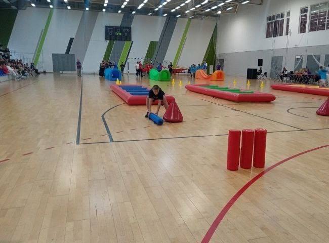 «Марафон добра». В преддверии новогодних и рождественских праздников Комиссия по делам несовершеннолетних и защите их прав города Кургана провела традиционную благотворительную акцию «Марафон добра». Данная инициатива стала... «Марафон добра». В преддверии новогодних и рождественских праздников Комиссия по делам несовершеннолетних и защите их прав города Кургана провела традиционную благотворительную акцию «Марафон добра». Данная инициатива стала...