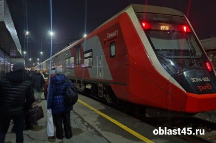 «Финист» почти пустой, а билетов из Кургана в Екатеринбург - не купить
