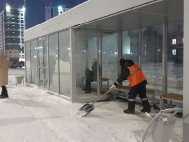 В Кургане дорожники продолжают очистку улично-дорожной сети города от выпавшего снега