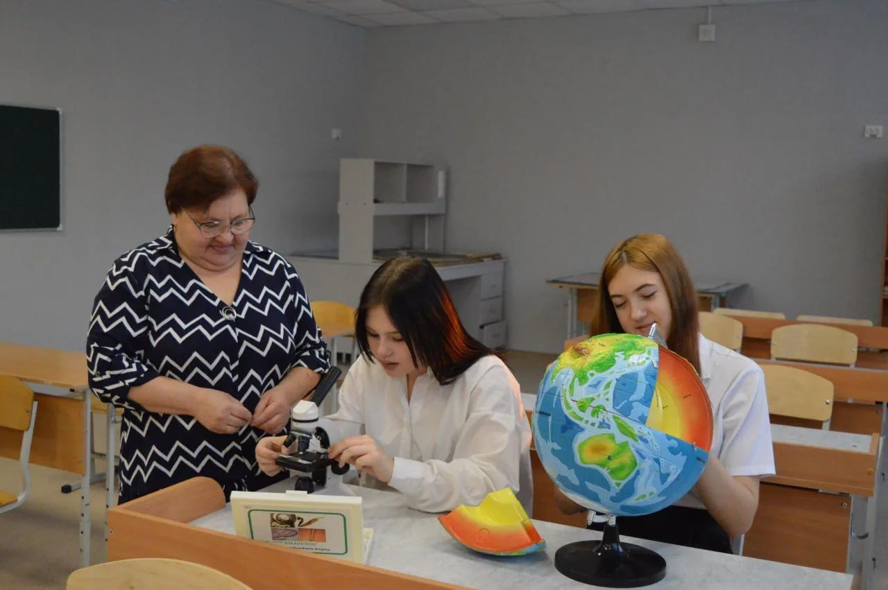 С новоселья начался новый год для учеников школы в селе Ушаково Катайского округа