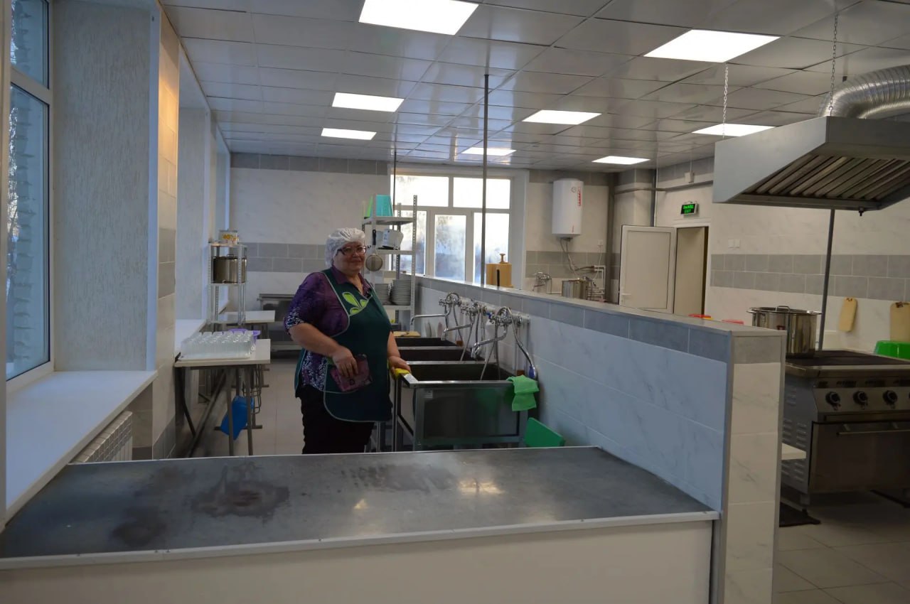 С новоселья начался новый год для учеников школы в селе Ушаково Катайского округа С новоселья начался новый год для учеников школы в селе Ушаково Катайского округа