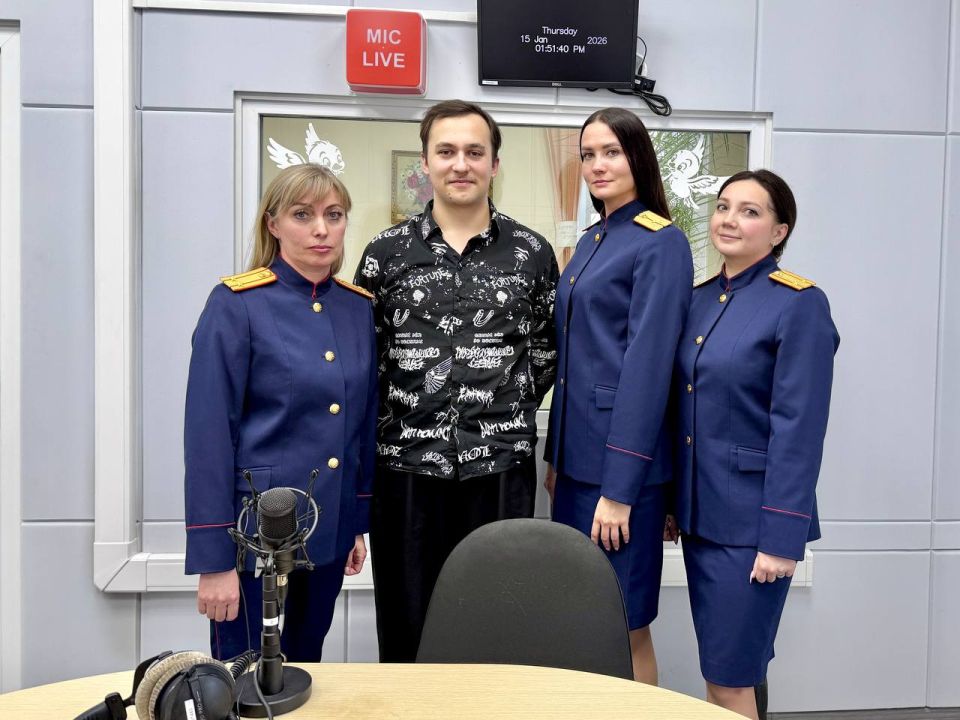 В день 15-летнего юбилея СК России сотрудники следственного управления по Курганской области стали гостями на «Радио России - Курган»: