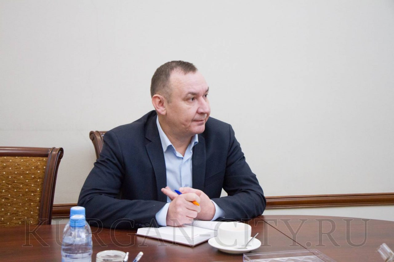 Глава города Кургана Антон Науменко сегодня, 22 января, вручил благодарственное письмо Ксении Андреевне Прокопьевой, супруг которой добросовестно исполняет боевые задачи в зоне специальной военной операции Глава города Кургана Антон Науменко сегодня, 22 января, вручил благодарственное письмо Ксении Андреевне Прокопьевой, супруг которой добросовестно исполняет боевые задачи в зоне специальной военной операции