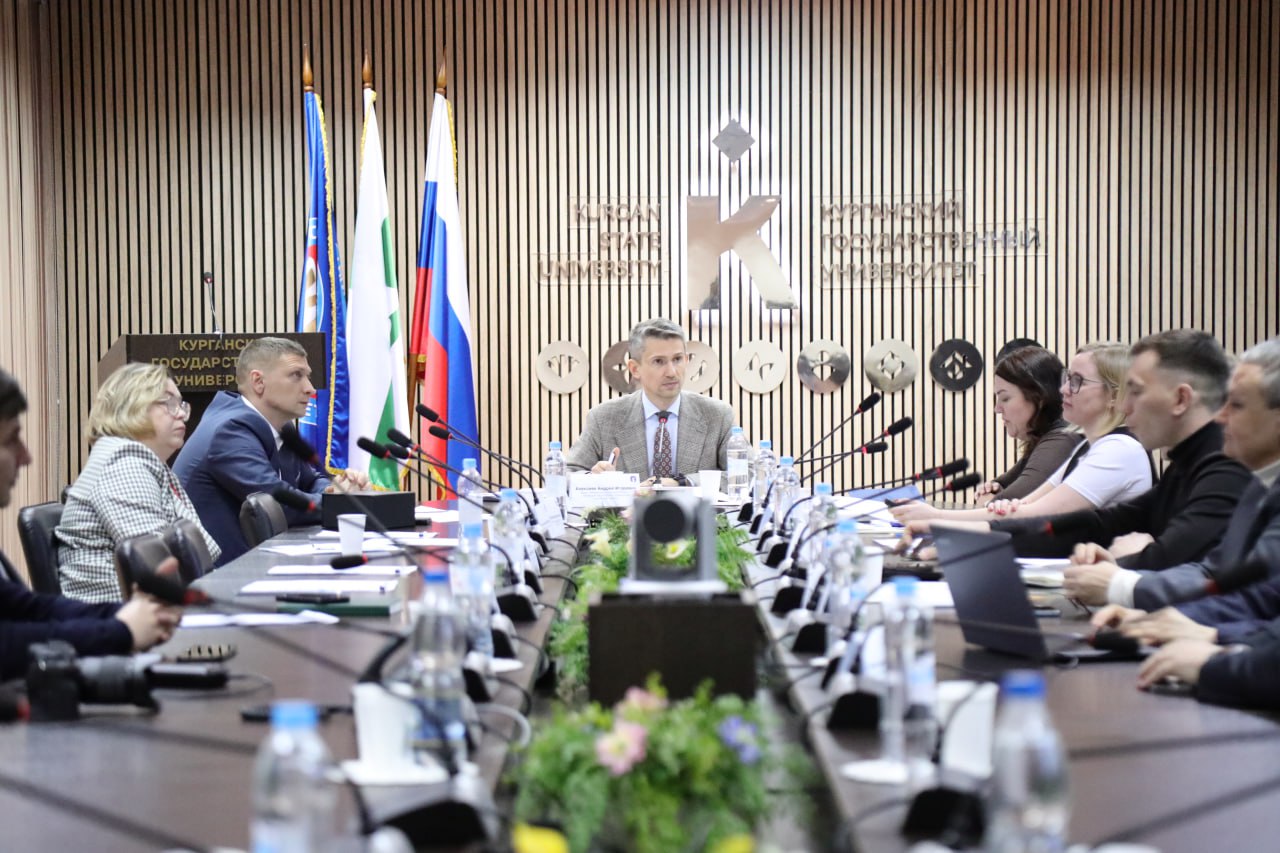 В Курганской области особое внимание уделят просветительской деятельности с участием ветеранов СВО В Курганской области особое внимание уделят просветительской деятельности с участием ветеранов СВО