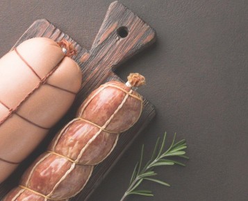 У предпринимателя в Половинском округе аннулировали декларацию на колбасу