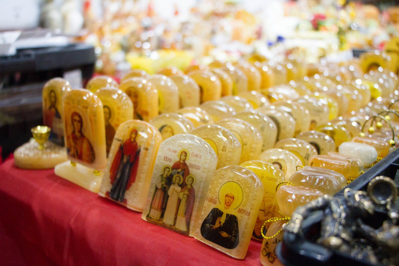 В Кургане, 24 января, по благословению митрополита Курганского и Белозерского Даниила открылась 18-я традиционная православная выставка-ярмарка «Добрый свет Рождества», посвященная светлым праздникам Рождества Христова и... В Кургане, 24 января, по благословению митрополита Курганского и Белозерского Даниила открылась 18-я традиционная православная выставка-ярмарка «Добрый свет Рождества», посвященная светлым праздникам Рождества Христова и...