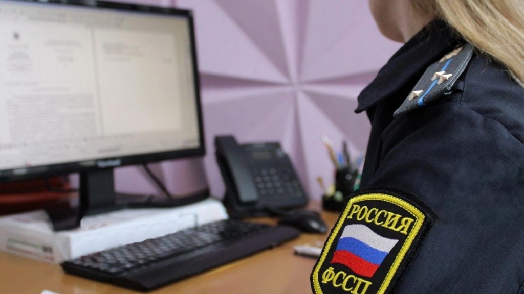 Курганскую предпринимательницу обязали убрать ритуальные атрибуты с участка