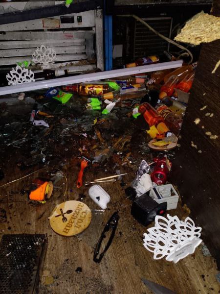 Зауральскими следователями направлено в суд уголовное дело в отношении жителя Далматовского округа, который в августе минувшего года применил гранату в помещении кафе Зауральскими следователями направлено в суд уголовное дело в отношении жителя Далматовского округа, который в августе минувшего года применил гранату в помещении кафе